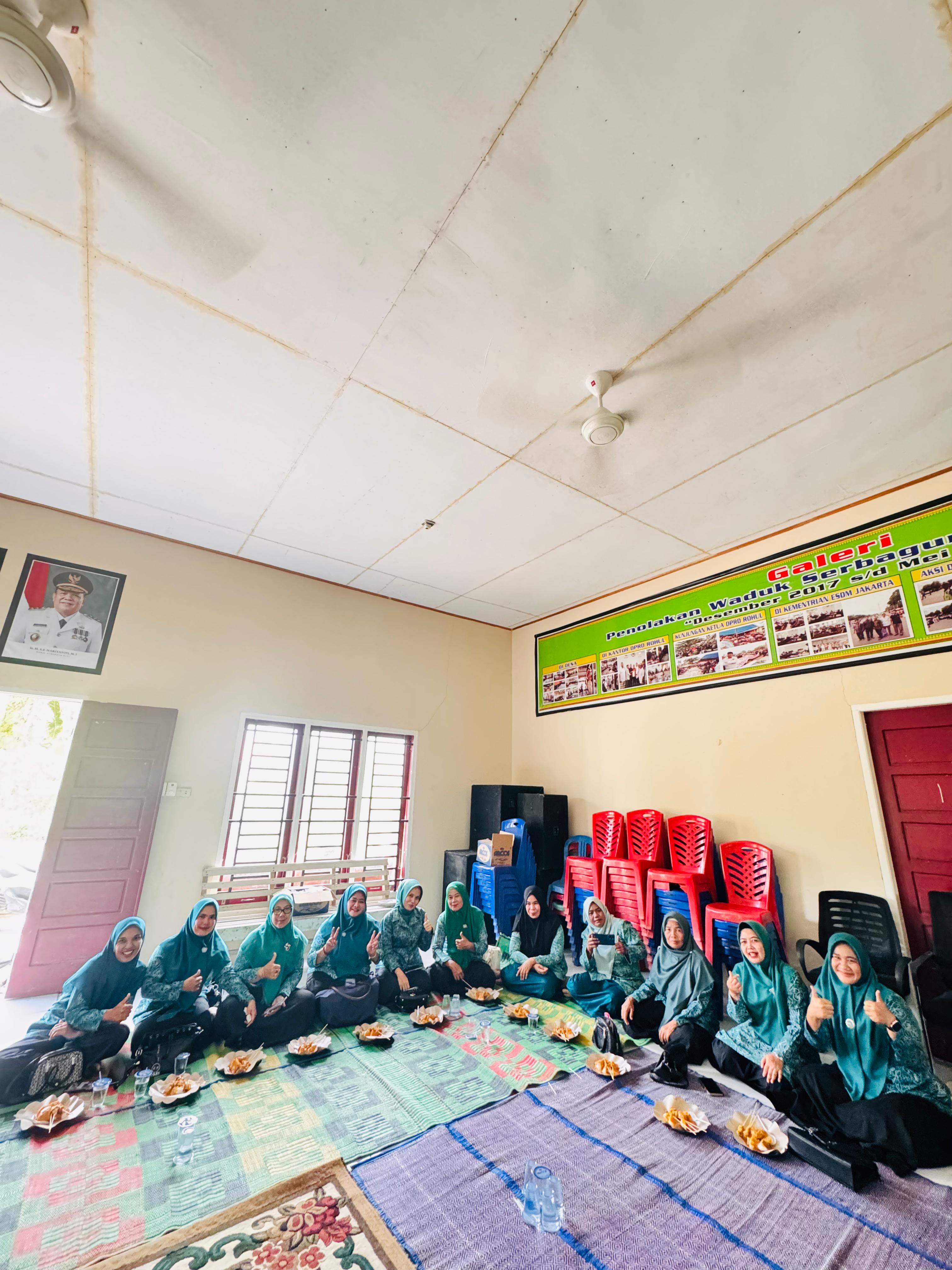 Arisan Rutin Bulanan PKK Kecamatan